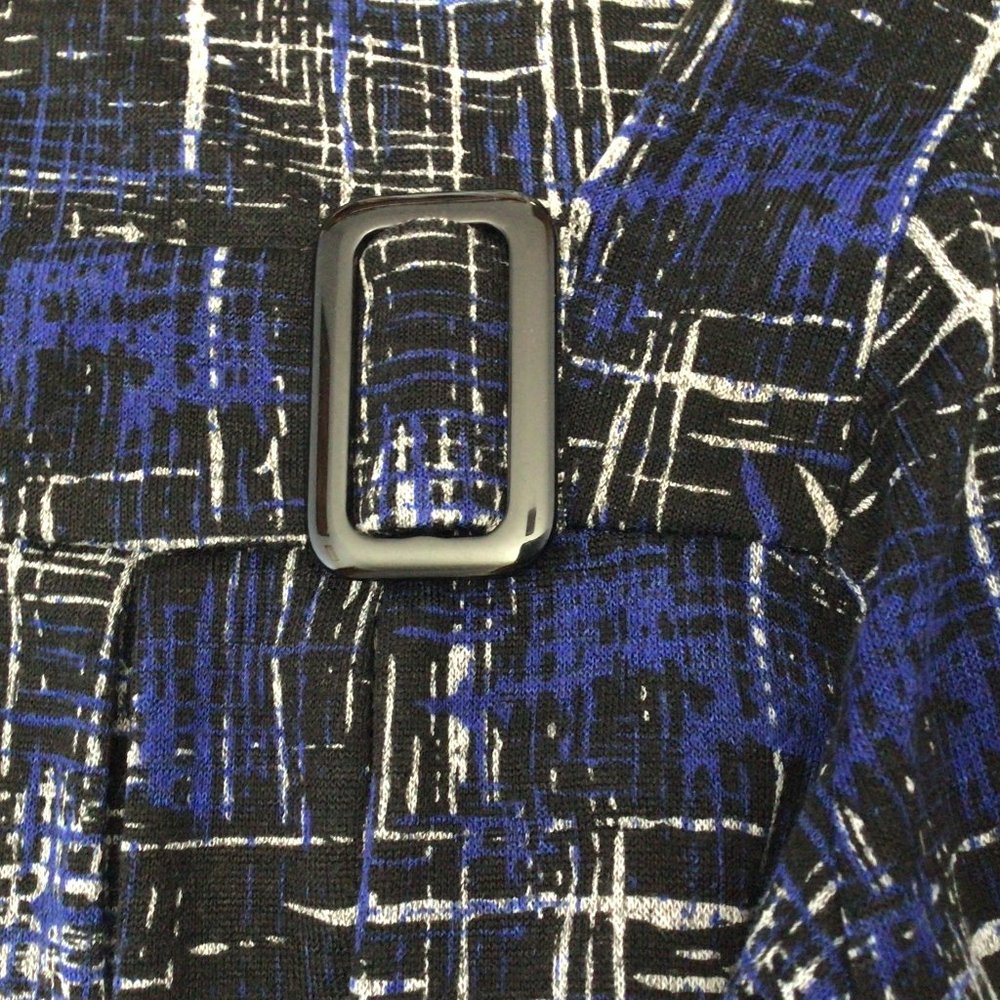 AB Studio - Blue, black and white abstract design pullover top - Picture 5 of 8